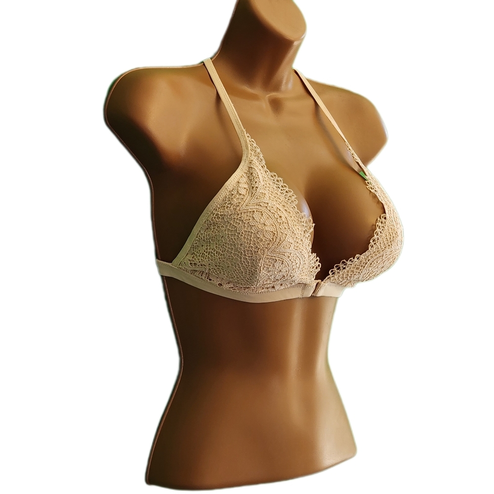 Victoria's Secret Cream Body by Victoria Lace Bralette (Large) - Picture 4 of 6